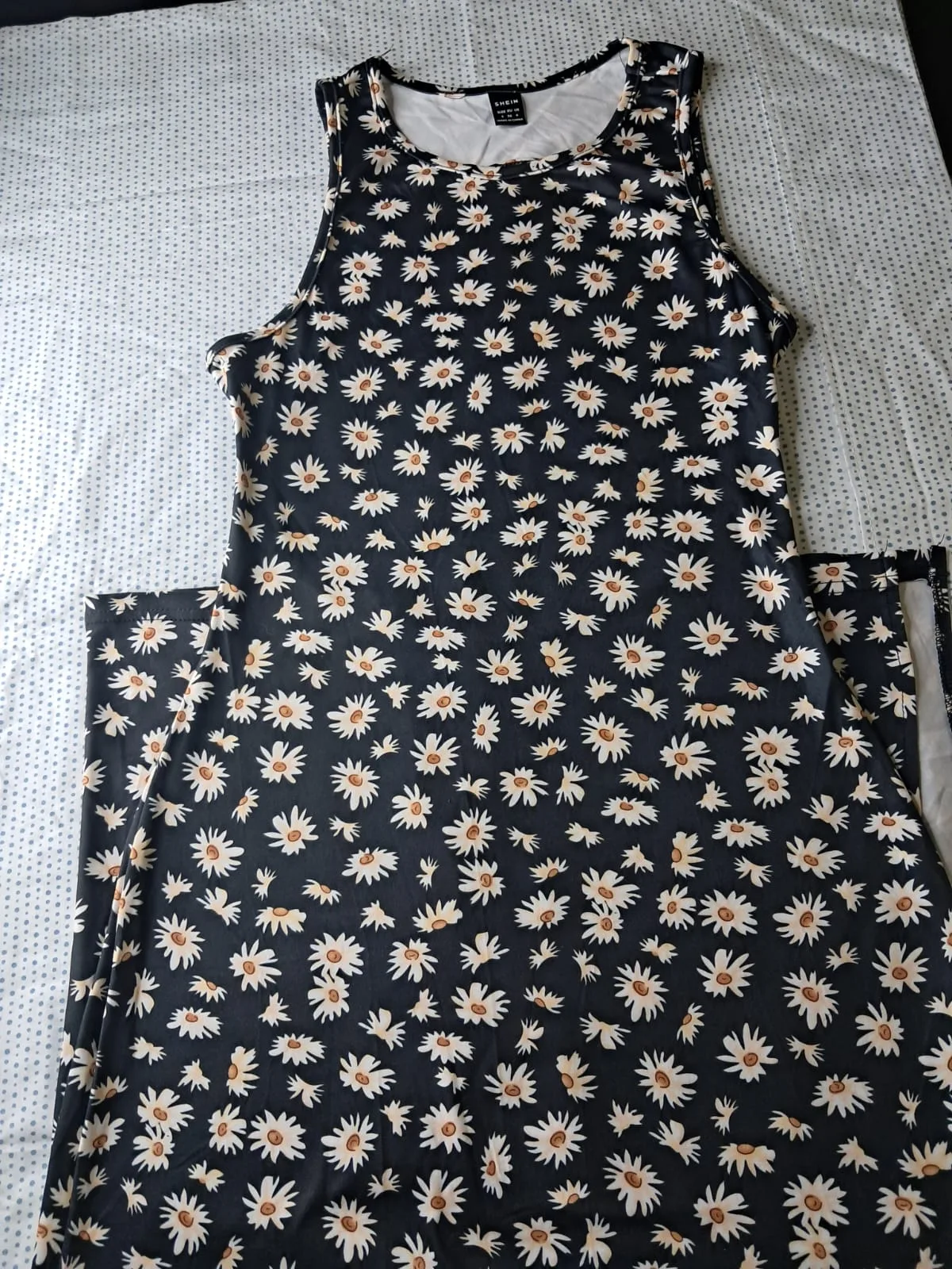 Maxi Vestido "Daisy Glow" – Sorprende desde todos los ángulos — foto 3