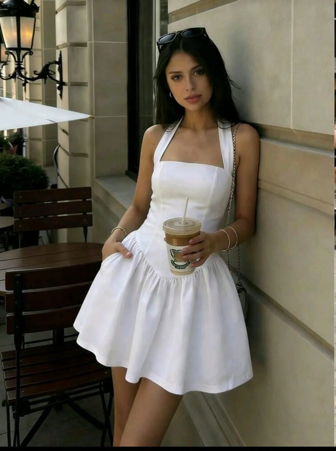 Vestido White "Bloom" - Halter Style en blanco